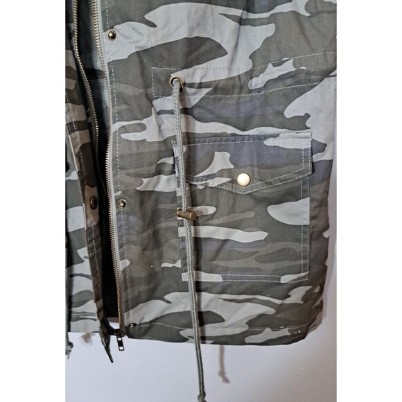 Zenana Outfitters Utility Vest Camo Hooded Sleeveless Jacket Women's Medium - Picture 4 of 9